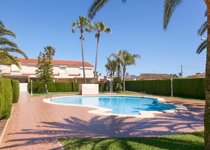 La Rosaleda Semesterbostad